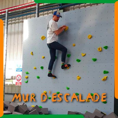 Trampoline Park Mur d'escalade